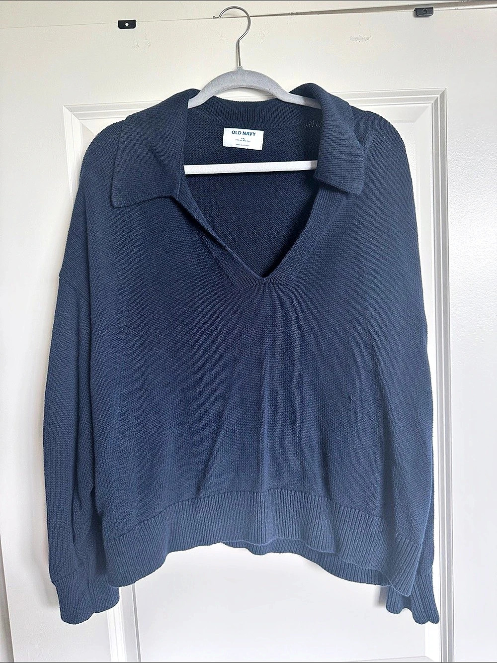 Old Navy Women’s V-Neck Sweater in Blue XXL Like New